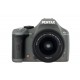 Pentax - K-x - Kit reflex - 12,4 Mpix - 2,7" + Objectif DA L 18-55 mm + Chargeur - Vert Olive